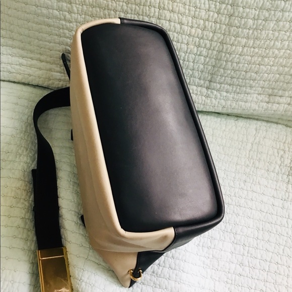 Authentic CHLOE BAILEY leather bag- BEAUTIFUL 🌹🌹 - Picture 10 of 16